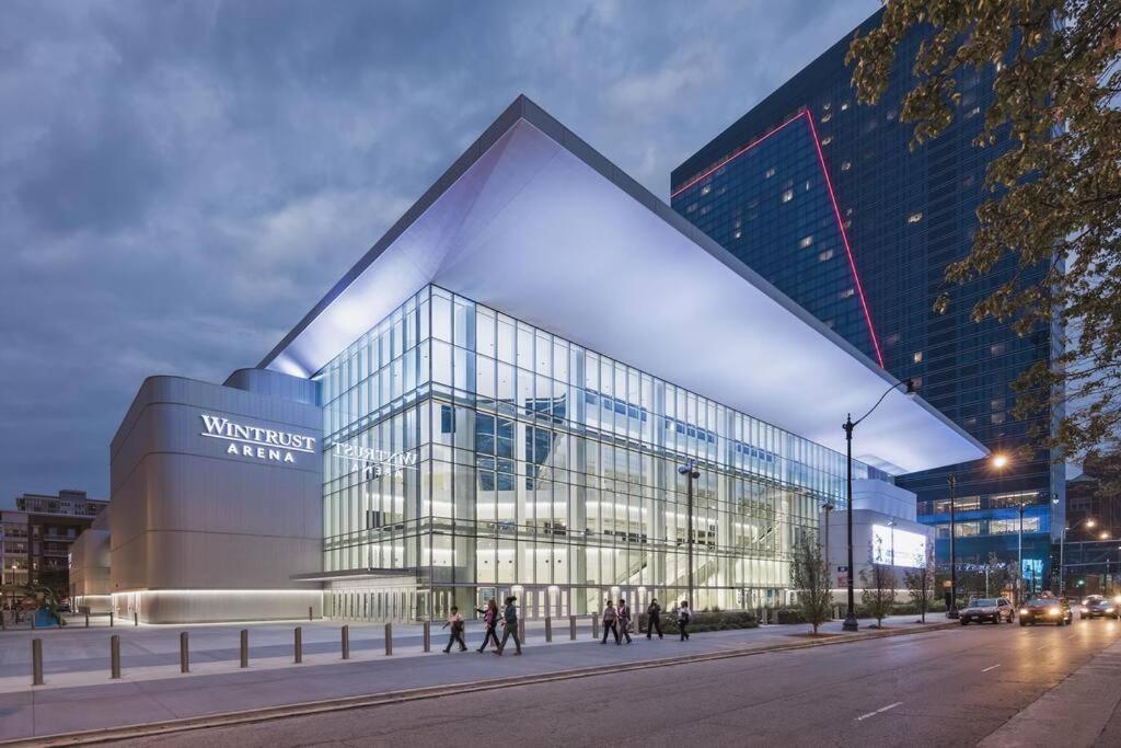 שיקגו Mccormick Place Beautiful 2Br Apartment With Optional Parking Sleeps Up To 8 Near Soldier Field, Grant Park And Lakefront Trail מראה חיצוני תמונה